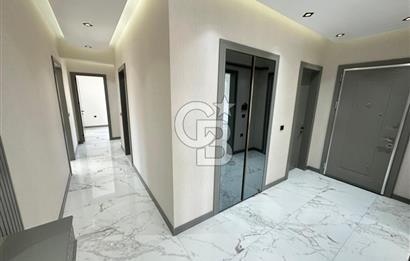 Karahasanlı Mah. Site İçinde Havuzlu Otoparklı 3+1 Satılık Daire
