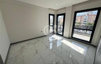 Karahasanlı Mah. Site İçinde Havuzlu Otoparklı 3+1 Satılık Daire
