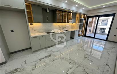Karahasanlı Mah. Site İçinde Havuzlu Otoparklı 3+1 Satılık Daire