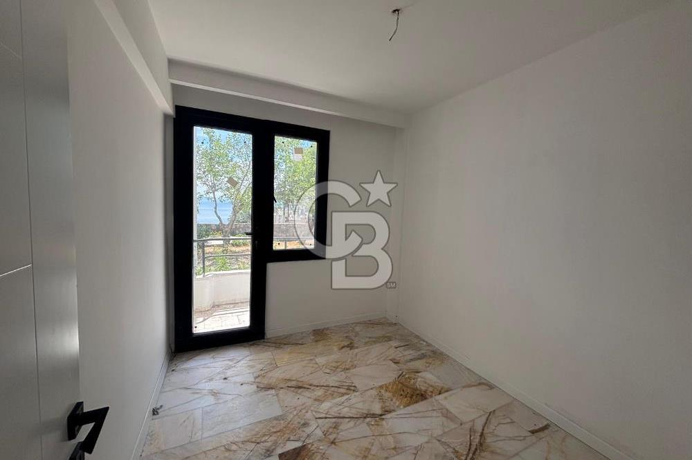 ÇANDARLI ADA MAHALLESİNDE FULL DENİZ MANZARALI 2+1 DAİRELER