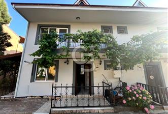 KARTEPE UZUNTARLA MAHALLESİNDE ORMANYA YAKINI TRIPLEX VİLLA