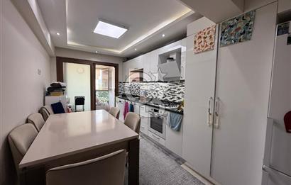 MANİSA MURADİYE'DE ASANSÖRLÜ KAPALI MUTFAKLI SATILIK 2+1 DAİRE