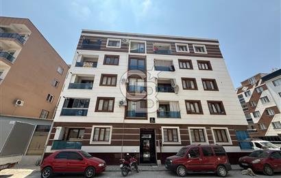 MANİSA MURADİYE'DE ASANSÖRLÜ KAPALI MUTFAKLI SATILIK 2+1 DAİRE