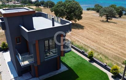 ÇANAKKALE KUMBURUN BAĞLİMAN MEVKİNDE FULL DENİZ MANZARALI VİLLA