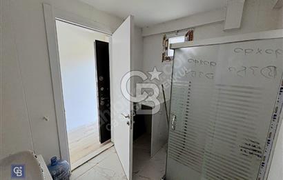 ÇANDARLI'DA HAVUZLU SİTEDE DENİZ MANZARALI 1+1 SIFIR DAİRE