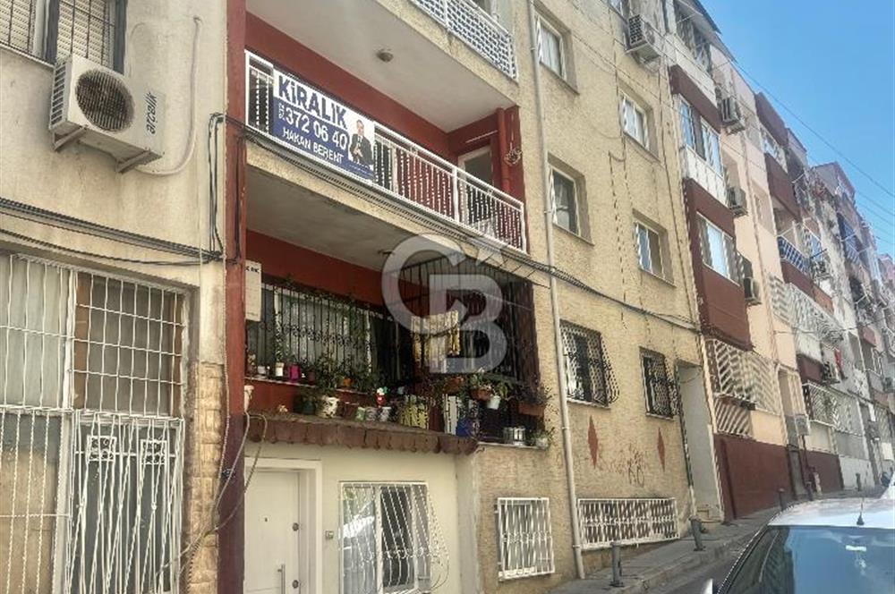 Altıntaş Mahallesi Üçyol Metro istasyon yakını Kiralık 3+1 Daire
