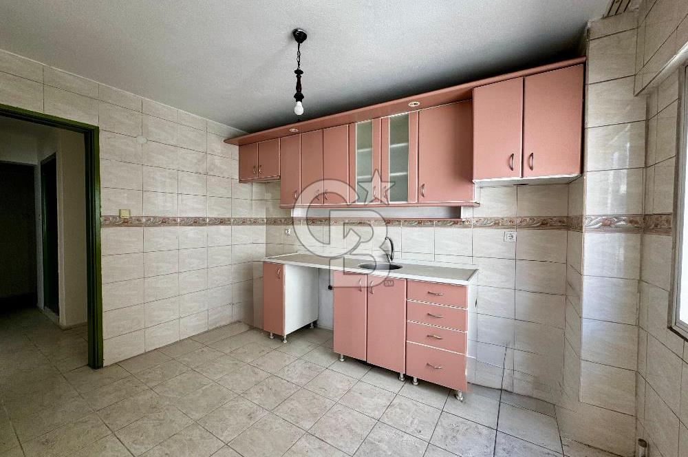 Altıntaş Mahallesi Üçyol Metro istasyon yakını Kiralık 3+1 Daire