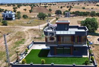 ÇANAKKALE KUMBURUN BAĞLİMAN MEVKİNDE FULL DENİZ MANZARALI VİLLA