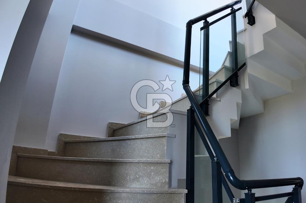 ÇANAKKALE KUMBURUN BAĞLİMAN MEVKİNDE FULL DENİZ MANZARALI VİLLA