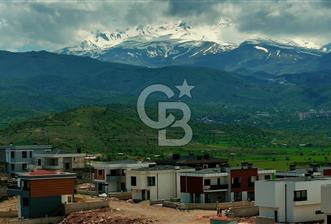 CB Zenith | TALAS REŞADİYE SATILIK 4,5+1 SIFIR VİLLA