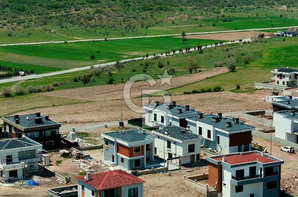 CB Zenith | TALAS REŞADİYE SATILIK 4,5+1 SIFIR VİLLA