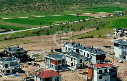 CB Zenith | TALAS REŞADİYE SATILIK 4,5+1 SIFIR VİLLA