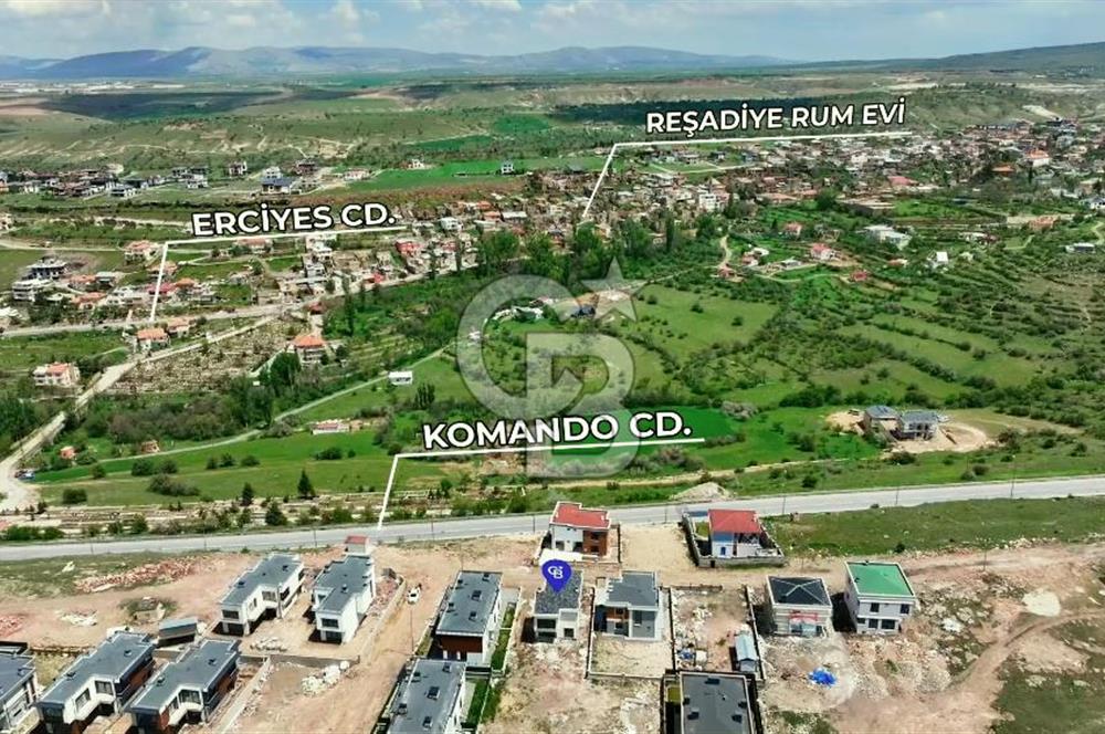 CB Zenith | TALAS REŞADİYE SATILIK 4,5+1 SIFIR VİLLA