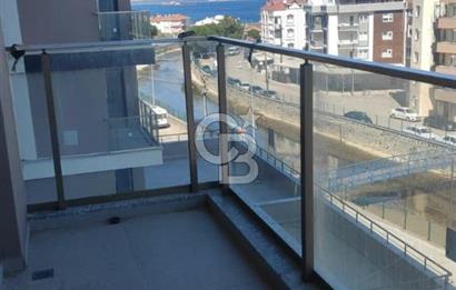 LAPSEKİ DARDANEL TOWERDA ARAKAT 75m2 1+1 SATILIK DAİRE