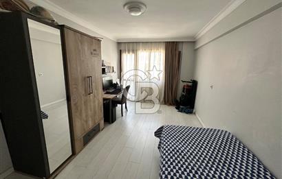İzmir, Karşıyaka Bahçelievler'de Satılık 3+1 Geniş Daire