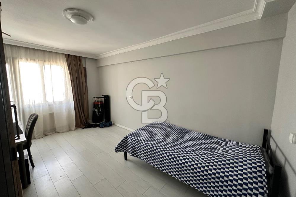 İzmir, Karşıyaka Bahçelievler'de Satılık 3+1 Geniş Daire