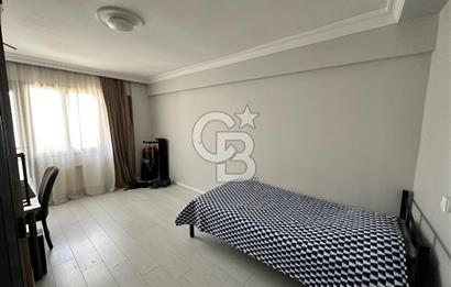 İzmir, Karşıyaka Bahçelievler'de Satılık 3+1 Geniş Daire