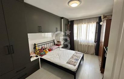 İzmir, Karşıyaka Bahçelievler'de Satılık 3+1 Geniş Daire