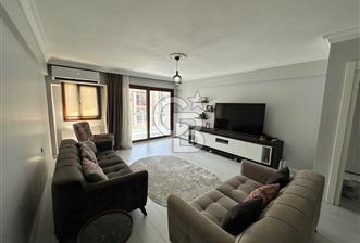 İzmir, Karşıyaka Bahçelievler'de Satılık 3+1 Geniş Daire