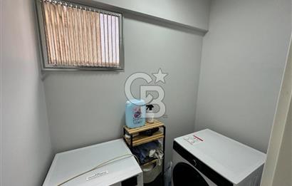 İzmir, Karşıyaka Bahçelievler'de Satılık 3+1 Geniş Daire
