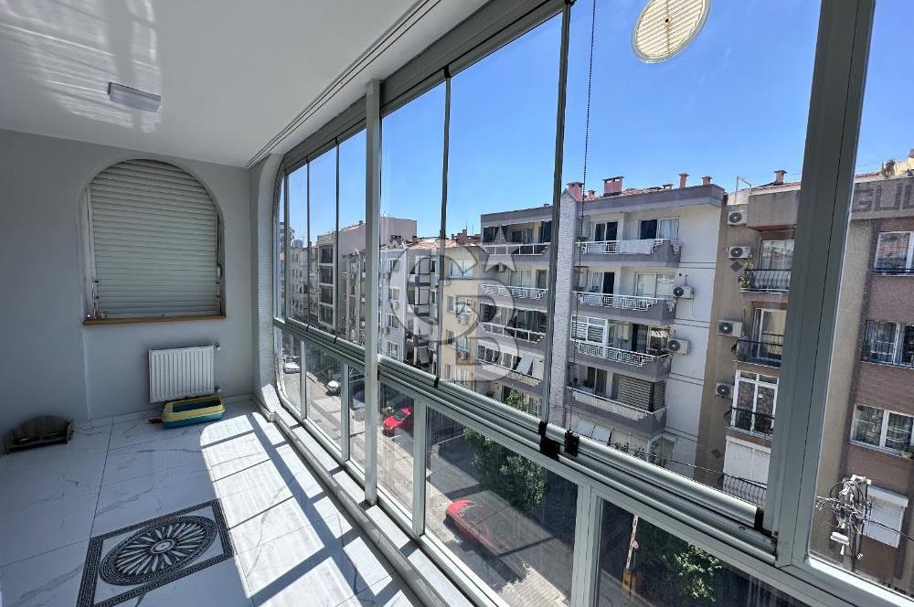 İzmir, Karşıyaka Bahçelievler'de Satılık 3+1 Geniş Daire