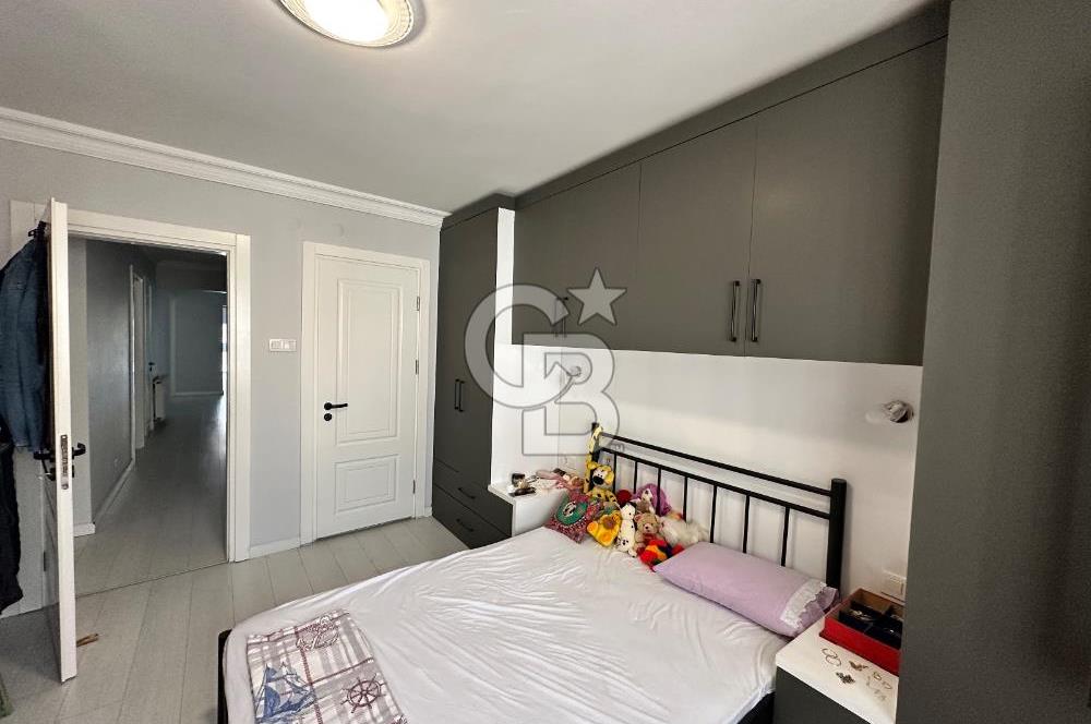 İzmir, Karşıyaka Bahçelievler'de Satılık 3+1 Geniş Daire