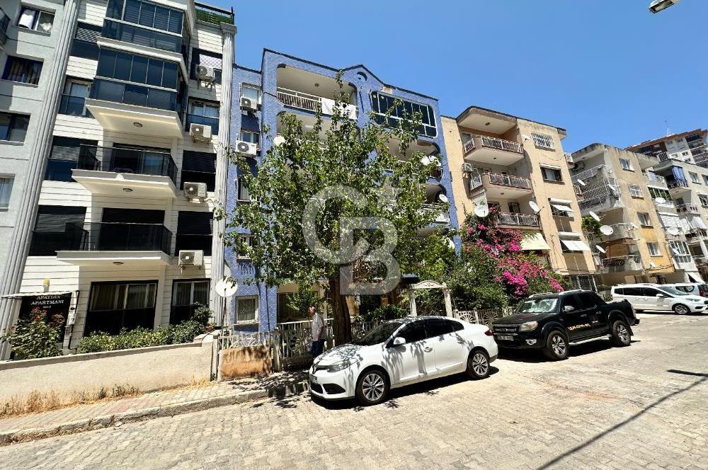 İzmir, Karşıyaka Bahçelievler'de Satılık 3+1 Geniş Daire