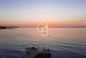 YALOVA ÇINARCIK KORUDA SATILIK MUHTEŞEM DENİZ MANZARALI DAİRE !.