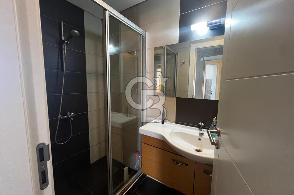 Bosphorus City'de Muhteşem Manzaralı Teraslı Havuzlu Penthouse!