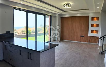 ÇANAKKALE KUMBURUN BAĞLİMAN MEVKİNDE FULL DENİZ MANZARALI VİLLA