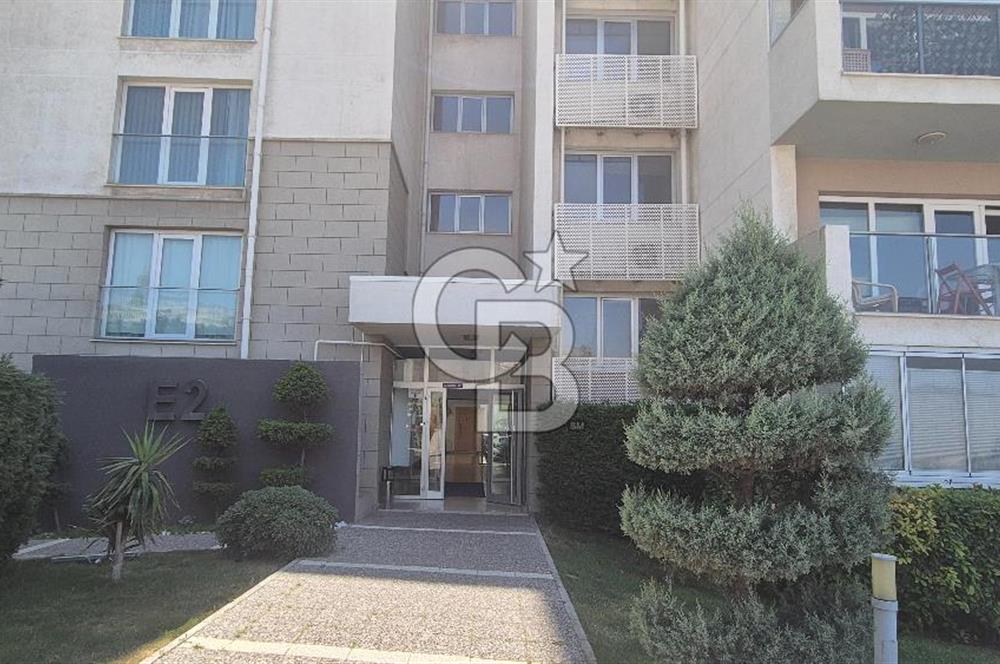Oyak Buca 2.Etap 3 Cepheli, Havuz ve Park Manzaralı Kiralık 3+1