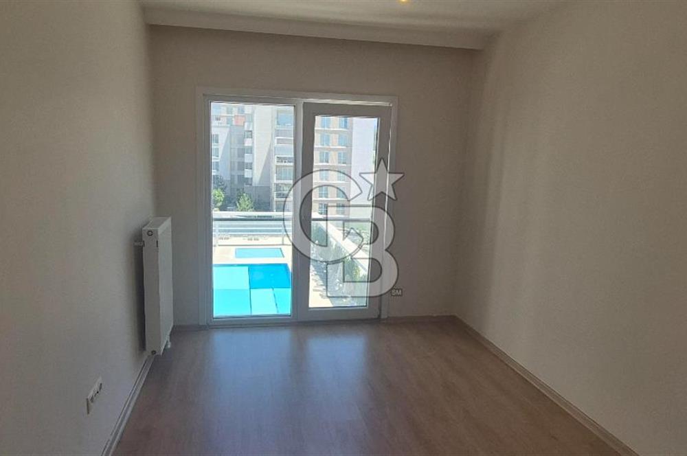 Oyak Buca 2.Etap 3 Cepheli, Havuz ve Park Manzaralı Kiralık 3+1
