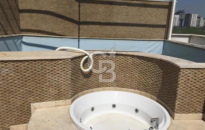 Bosphorus City'de Muhteşem Manzaralı Teraslı Havuzlu Penthouse!