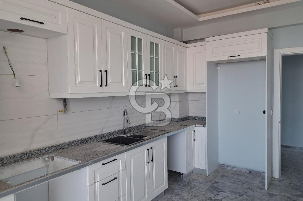 YALOVA ÇİFTLİKKÖYDE HARİKA DENİZ MANZARALI 3+1 SATILIK DAİRE