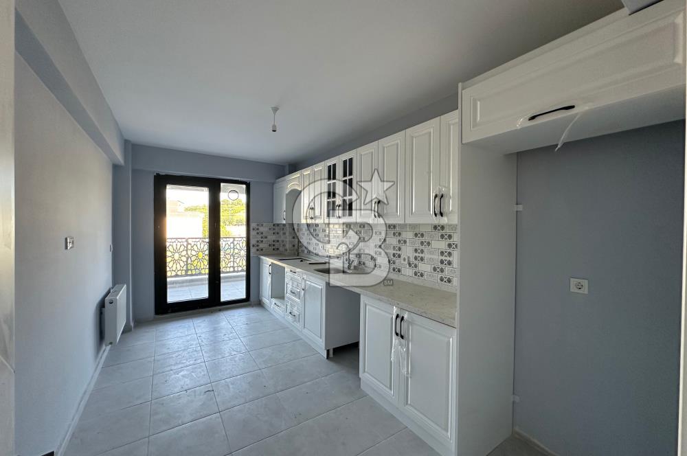 Çanakkale Lapseki'de Sahil ve Denize Çok Yakın Sıfır 3+1 Daire