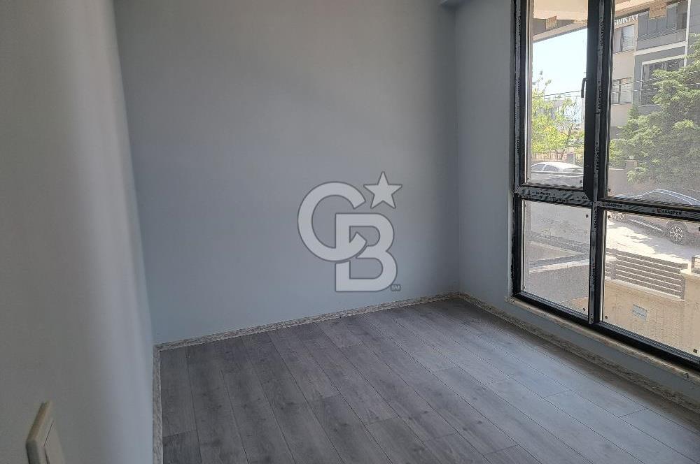 YALOVA ÇİFTLİKKÖYDE HARİKA DENİZ MANZARALI 3+2 SATILIK DAİRE