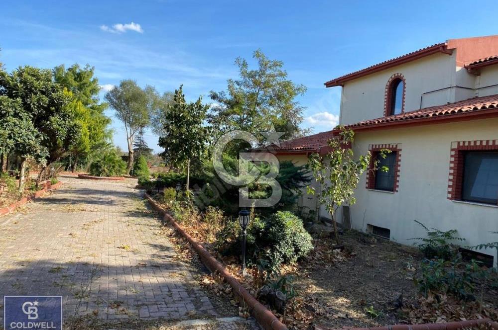 Silivri Sanatçılar sitesinde muhteşem çiftlik evi.