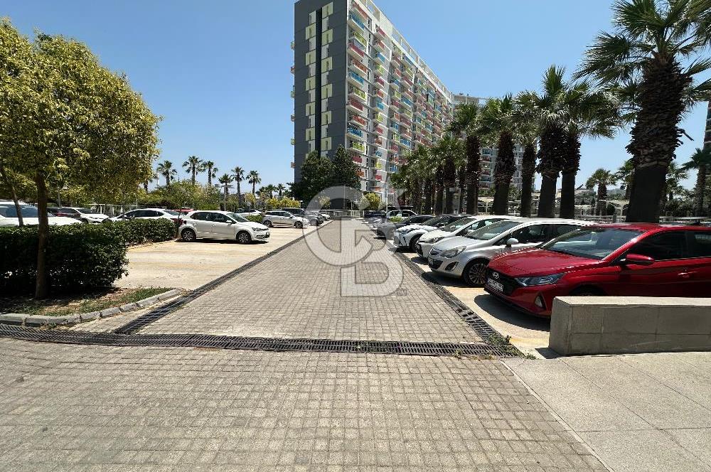 Mavişehir Soyak Optimus'ta Deniz Manzaralı Boş 1+1 Satılık Daire