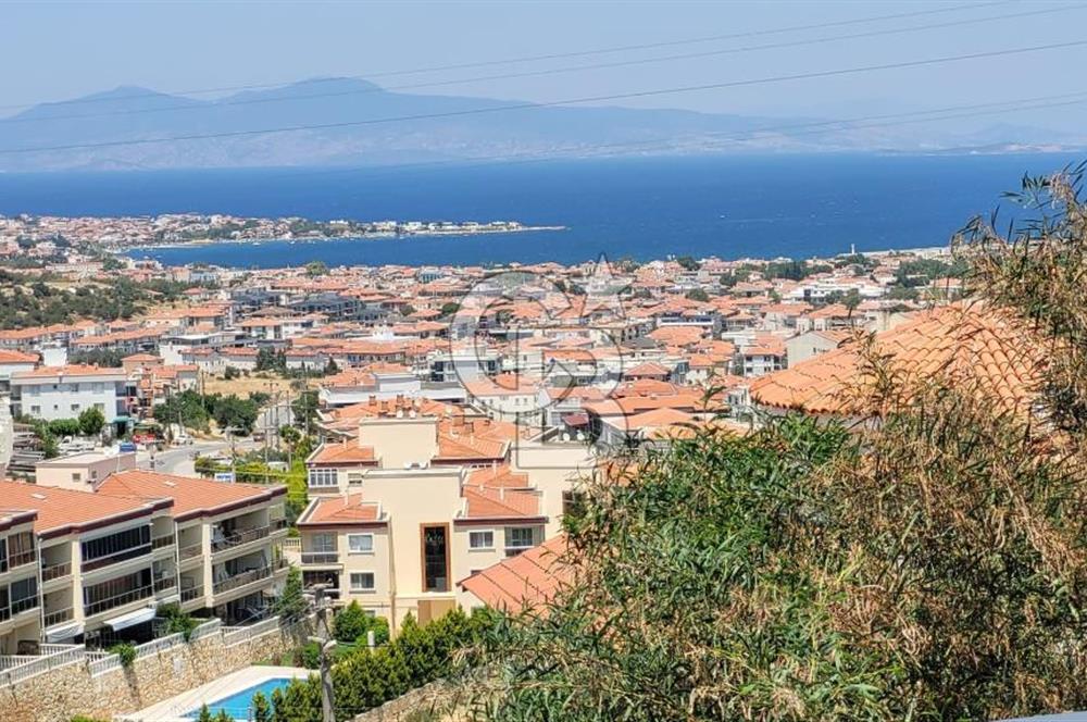 YENİFOÇA'DA KİRALIK GENİŞ 1+1 HAVUZLU DAİRE