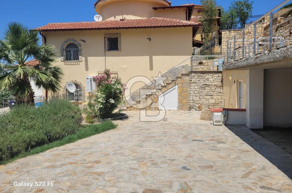 YENİFOÇA'DA KİRALIK GENİŞ 1+1 HAVUZLU DAİRE