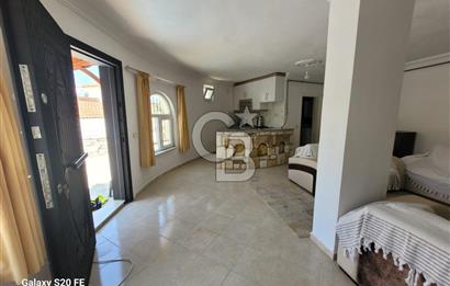 YENİFOÇA'DA KİRALIK GENİŞ 1+1 HAVUZLU DAİRE