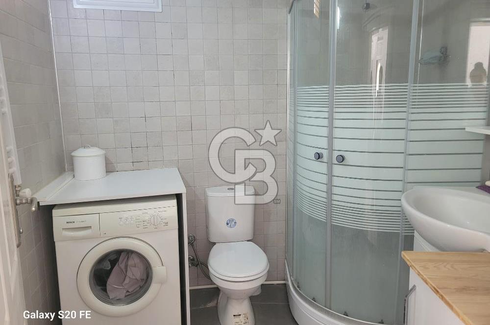 YENİFOÇA'DA KİRALIK GENİŞ 1+1 HAVUZLU DAİRE