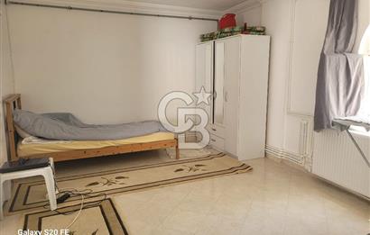 YENİFOÇA'DA KİRALIK GENİŞ 1+1 HAVUZLU DAİRE