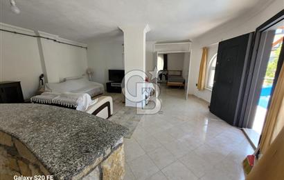 YENİFOÇA'DA KİRALIK GENİŞ 1+1 HAVUZLU DAİRE
