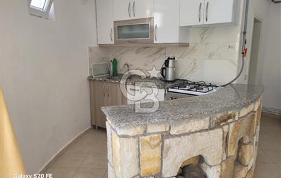 YENİFOÇA'DA KİRALIK GENİŞ 1+1 HAVUZLU DAİRE