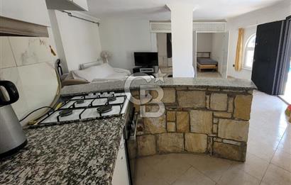 YENİFOÇA'DA KİRALIK GENİŞ 1+1 HAVUZLU DAİRE