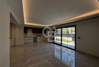 BORNOVA ATATÜRK MAH.SATILIK HAVUZLU 4+2 LUX VİLLA