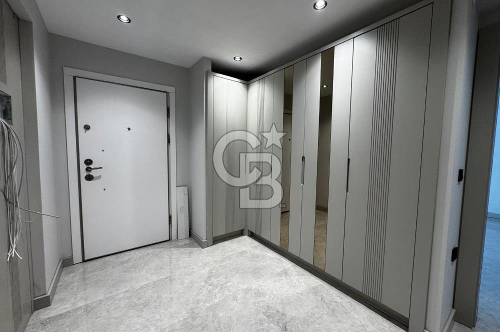 BORNOVA ATATÜRK MAH.SATILIK HAVUZLU 4+2 LUX VİLLA