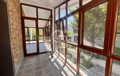 Cb Vizyon Tuğba ERKAL'dan Site İçerisinde Full Yapılı Villa