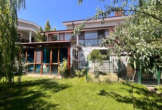 Cb Vizyon Tuğba ERKAL'dan Site İçerisinde Full Yapılı Villa